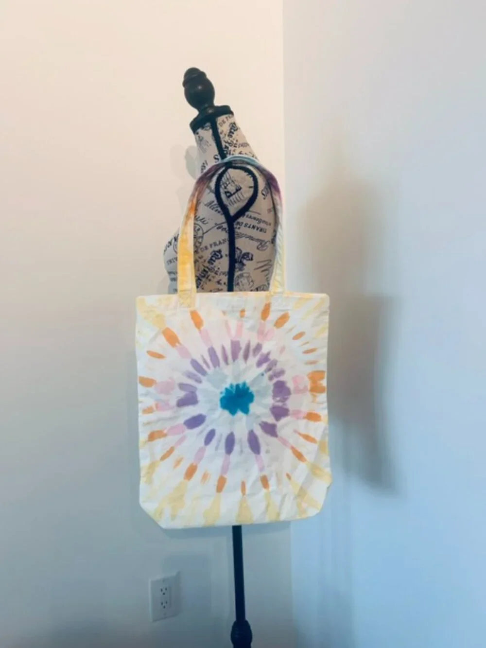 New With Tags!  Roots Canada Tie-Dye Cooper Tote - NWT! - Picture 7 of 10